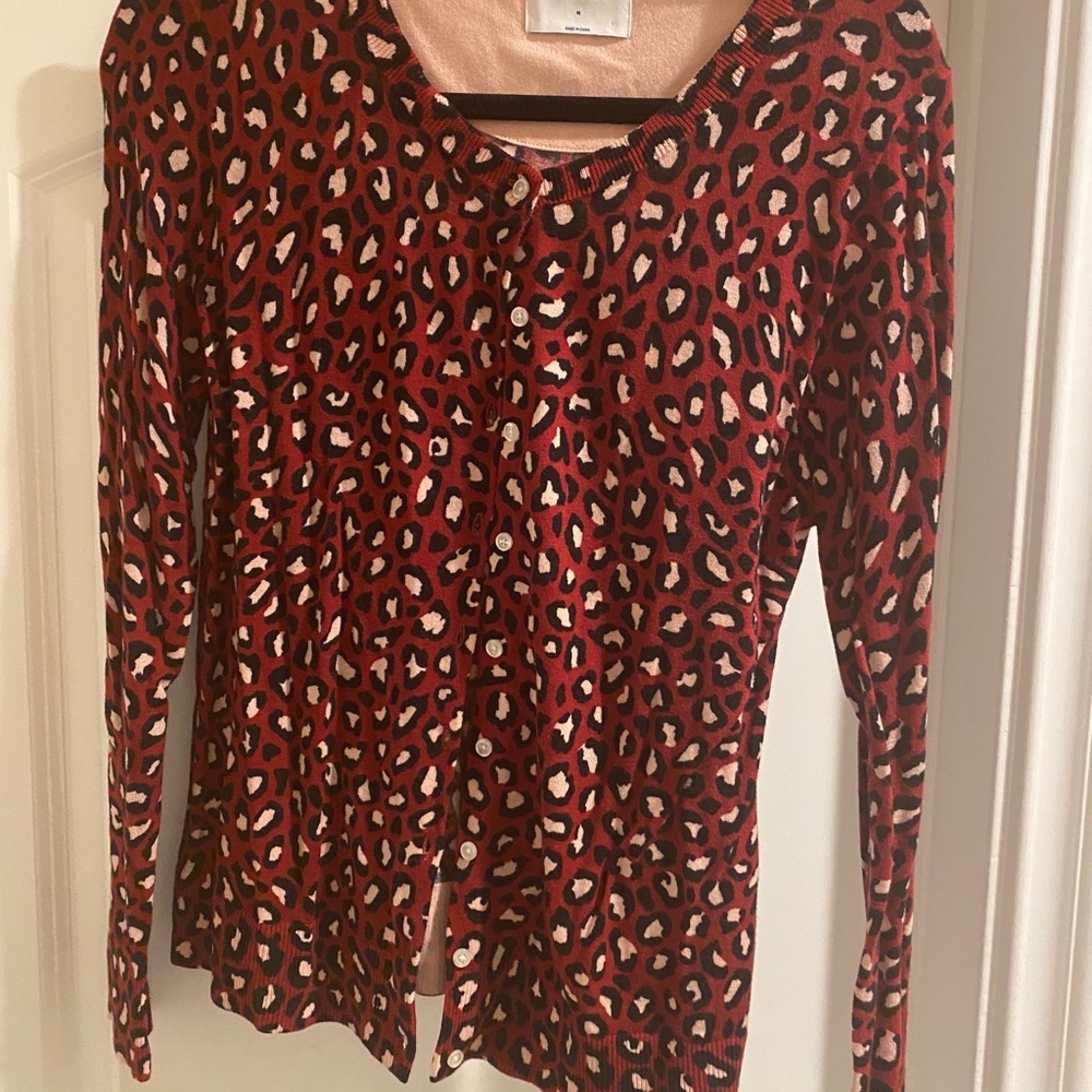 Old Navy Leopard Print Cardigan Size M